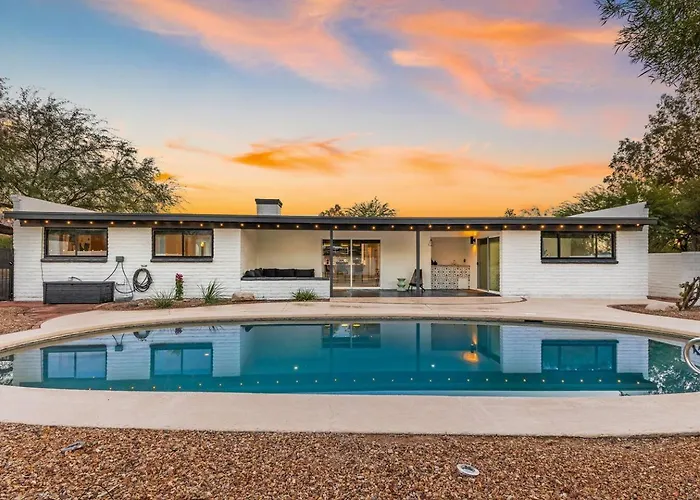 Chuckwagon House * Tucson